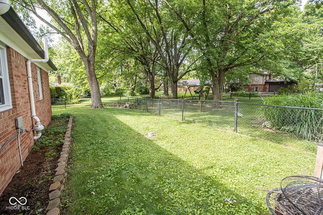 820 Fenster Court, Indianapolis, IN 46234