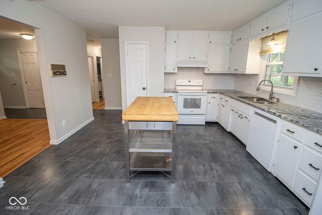 820 Fenster Court, Indianapolis, IN 46234