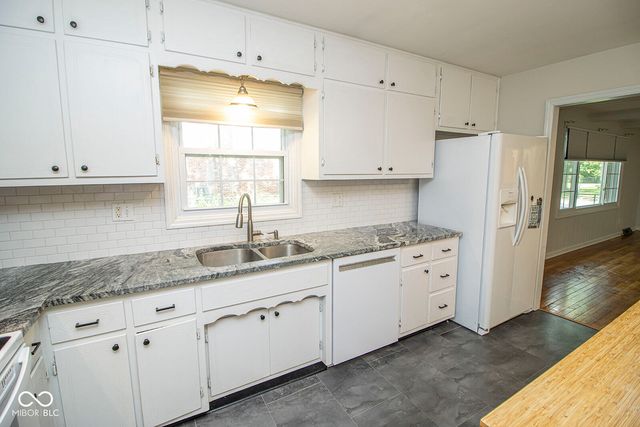 820 Fenster Court, Indianapolis, IN 46234