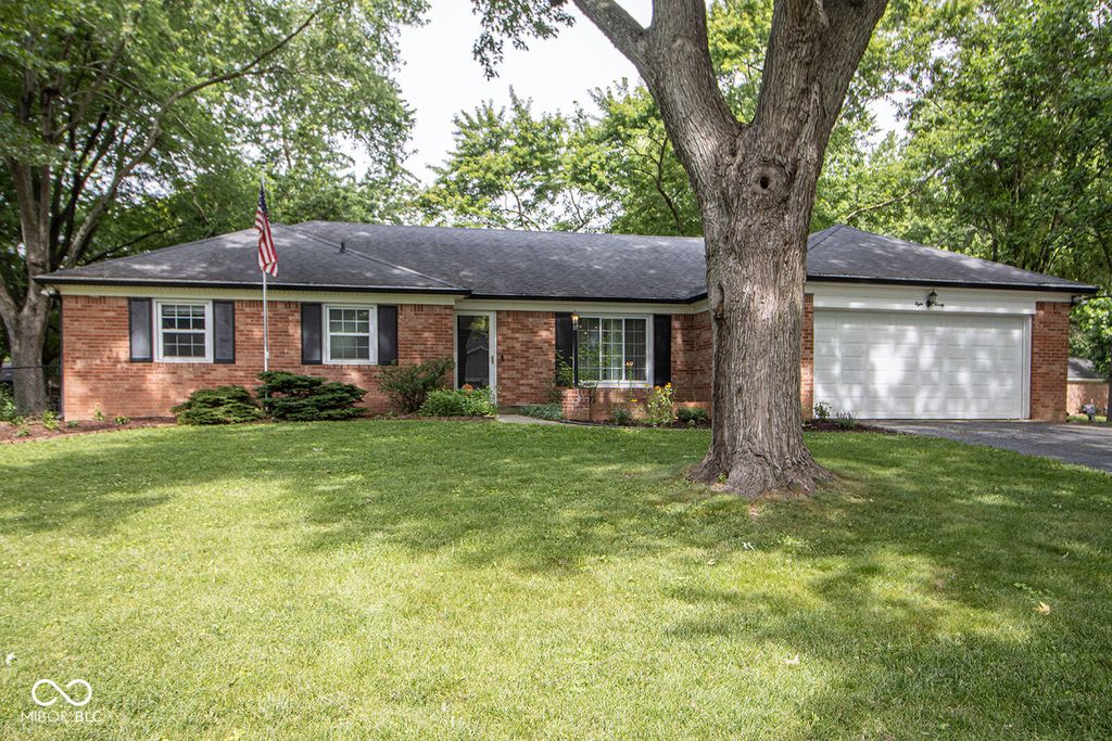 820 Fenster Court, Indianapolis, IN 46234