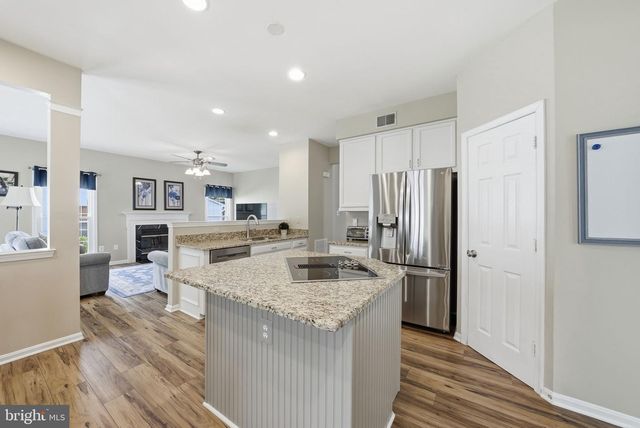 20363 FLUSHING MEADOWS CT, Ashburn, VA 20147