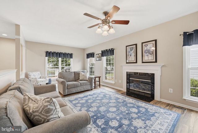 20363 FLUSHING MEADOWS CT, Ashburn, VA 20147