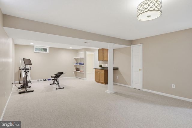 20363 FLUSHING MEADOWS CT, Ashburn, VA 20147