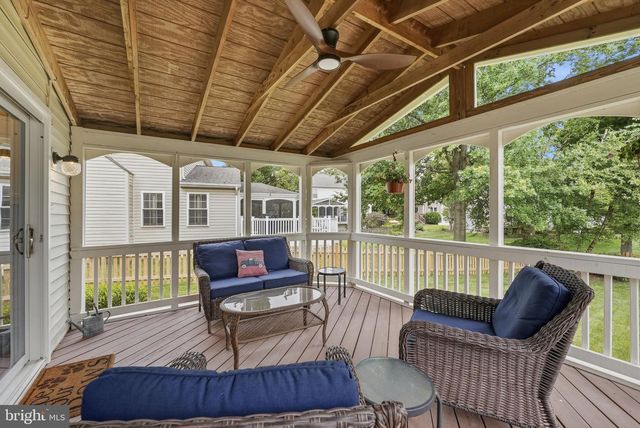 20363 FLUSHING MEADOWS CT, Ashburn, VA 20147