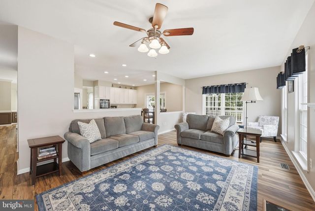 20363 FLUSHING MEADOWS CT, Ashburn, VA 20147