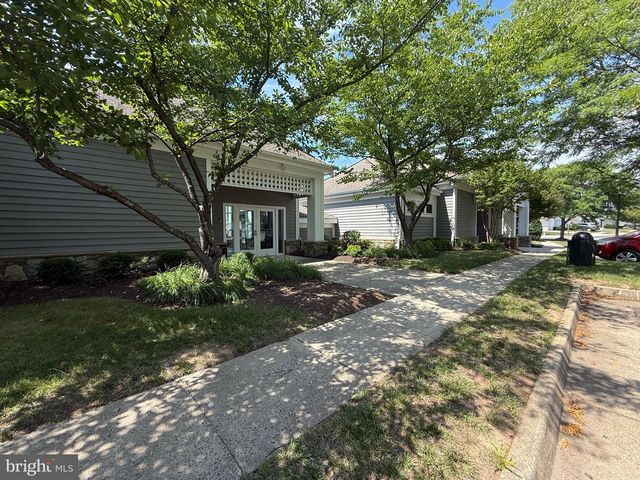 20363 FLUSHING MEADOWS CT, Ashburn, VA 20147