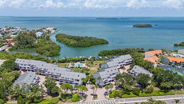 1375 PINELLAS BAYWAY 30, Tierra Verde, FL 33715