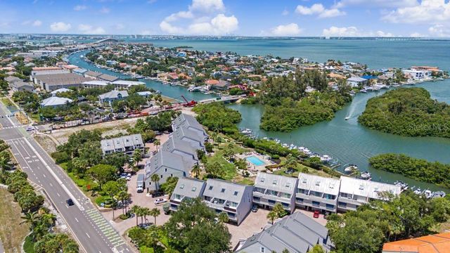1375 PINELLAS BAYWAY 30, Tierra Verde, FL 33715