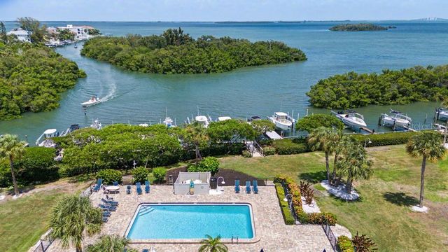 1375 PINELLAS BAYWAY 30, Tierra Verde, FL 33715