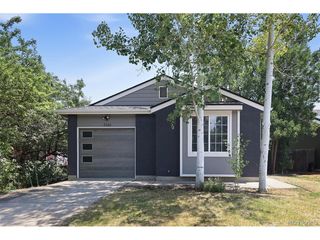 2320 E Cherrywood Dr, Lafayette, CO 80026