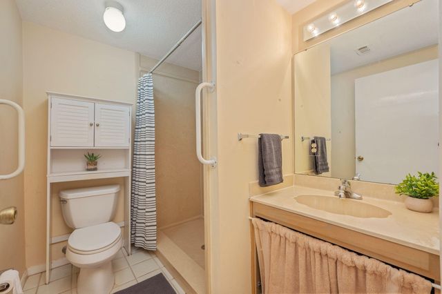 6070 W Dogwood Drive, Crestview, FL 32536