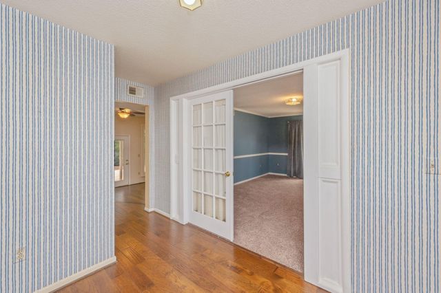 6070 W Dogwood Drive, Crestview, FL 32536