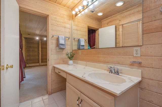 6070 W Dogwood Drive, Crestview, FL 32536