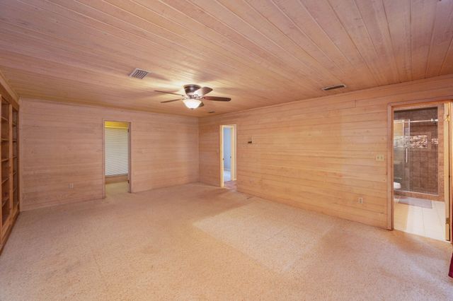 6070 W Dogwood Drive, Crestview, FL 32536