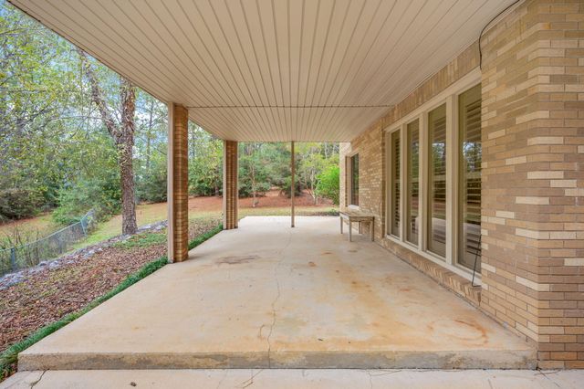 6070 W Dogwood Drive, Crestview, FL 32536