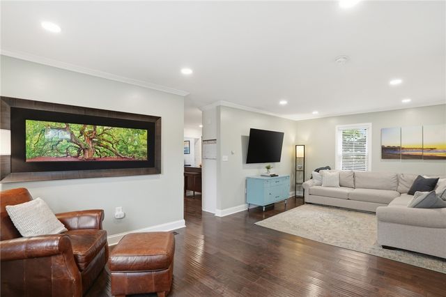 91 Sowams Road, Barrington, RI 02806