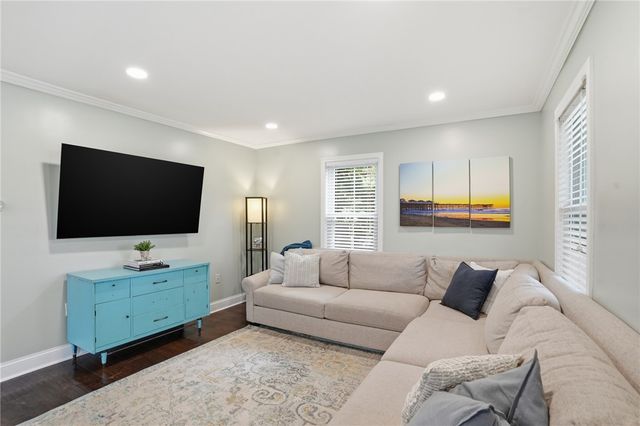 91 Sowams Road, Barrington, RI 02806
