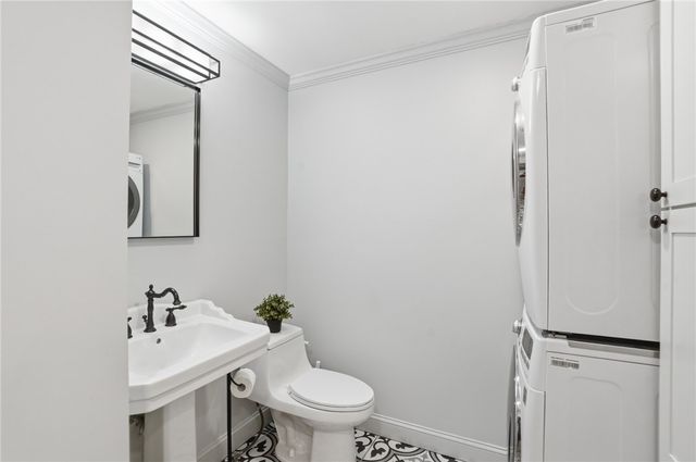 91 Sowams Road, Barrington, RI 02806