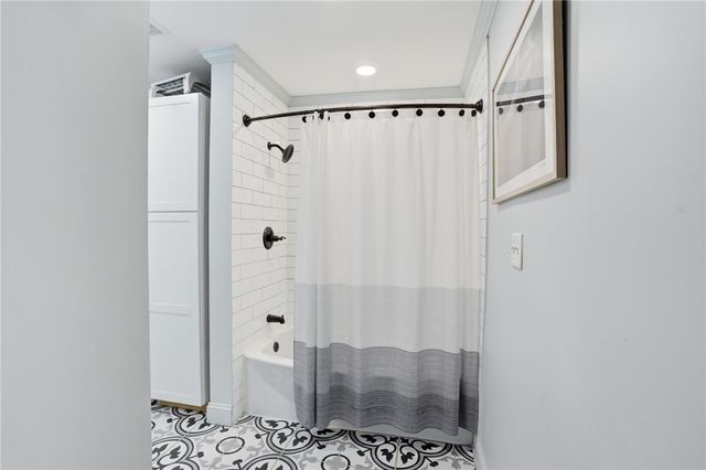 91 Sowams Road, Barrington, RI 02806