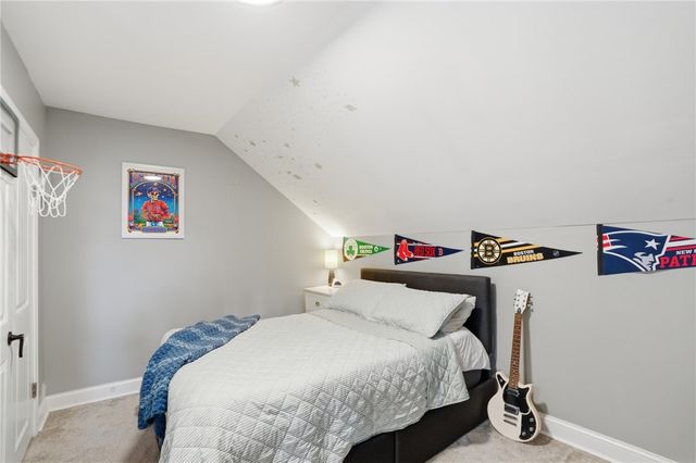 91 Sowams Road, Barrington, RI 02806
