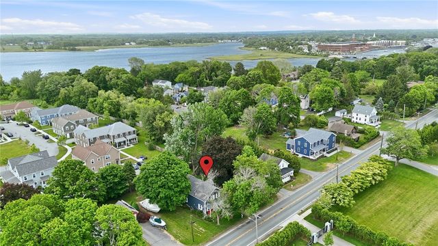 91 Sowams Road, Barrington, RI 02806