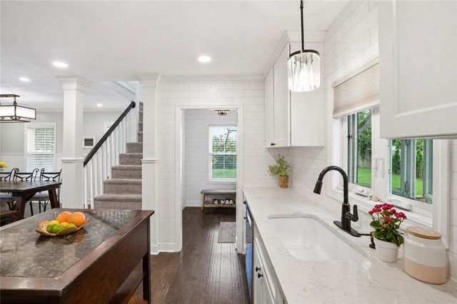 91 Sowams Road, Barrington, RI 02806