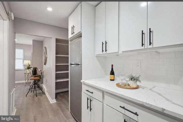 1721 GALES PL NE, Washington, DC 20002