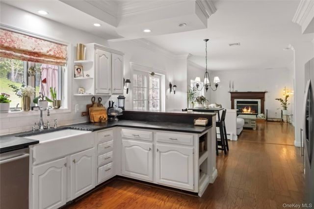 29 John F Kennedy Drive, Stony Point, NY 10980