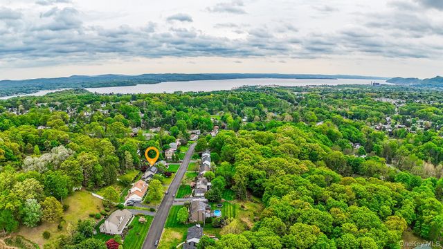 29 John F Kennedy Drive, Stony Point, NY 10980