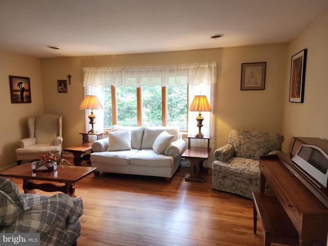 1339 ASPER DRIVE, Boiling Springs, PA 17007