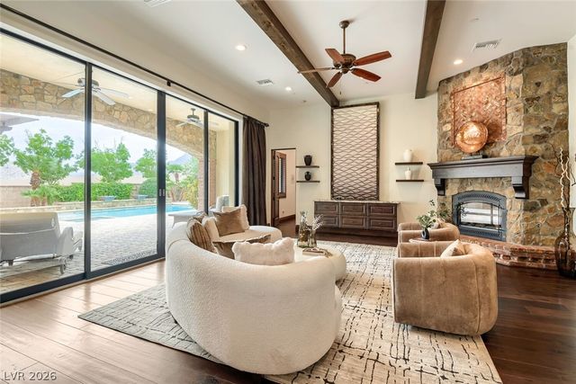 9707 Dream Brook Court, Las Vegas, NV 89149