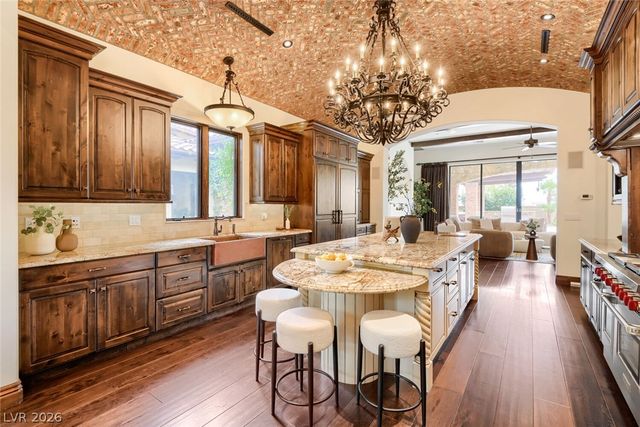 9707 Dream Brook Court, Las Vegas, NV 89149