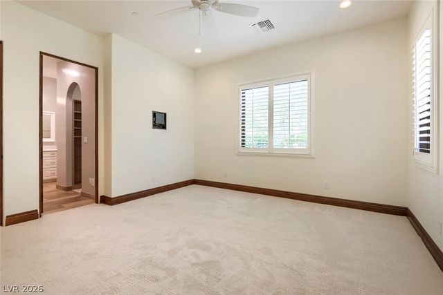 9707 Dream Brook Court, Las Vegas, NV 89149
