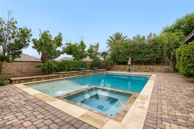 9707 Dream Brook Court, Las Vegas, NV 89149
