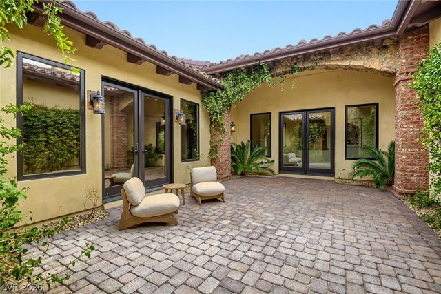 9707 Dream Brook Court, Las Vegas, NV 89149