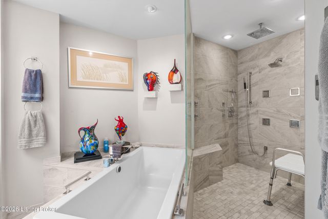 1603 Dunbarton Wynde, Louisville, KY 40205