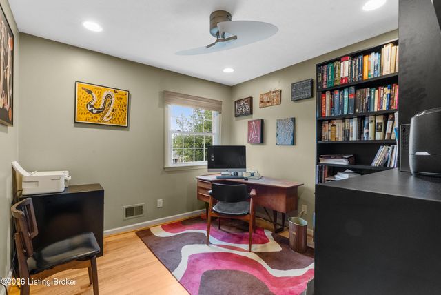1603 Dunbarton Wynde, Louisville, KY 40205