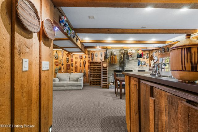 1603 Dunbarton Wynde, Louisville, KY 40205