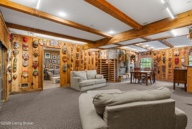 1603 Dunbarton Wynde, Louisville, KY 40205