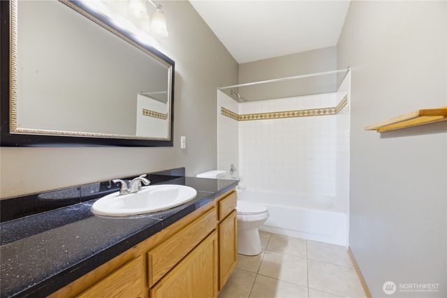 22322 138th Avenue Ct E, Graham, WA 98338
