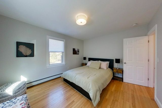 2 E Boulevard 2, Middletown, RI 02842