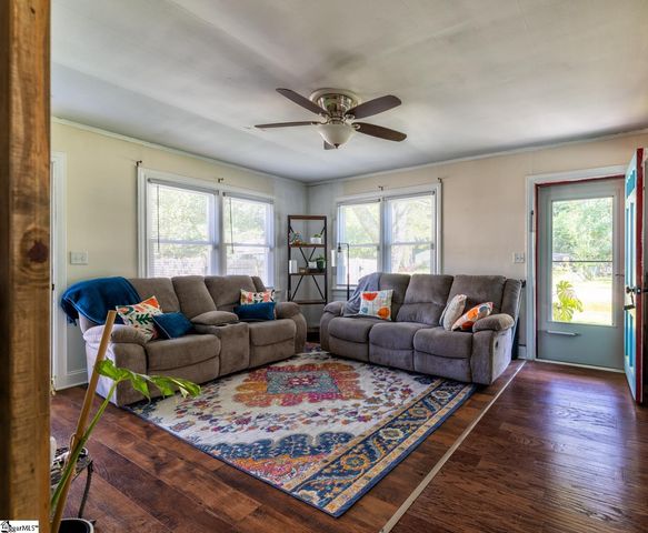110 Dukeland Drive, Greenville, SC 29617