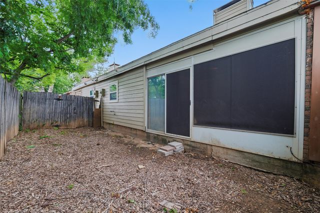 1426 El Camino Real, Euless, TX 76040