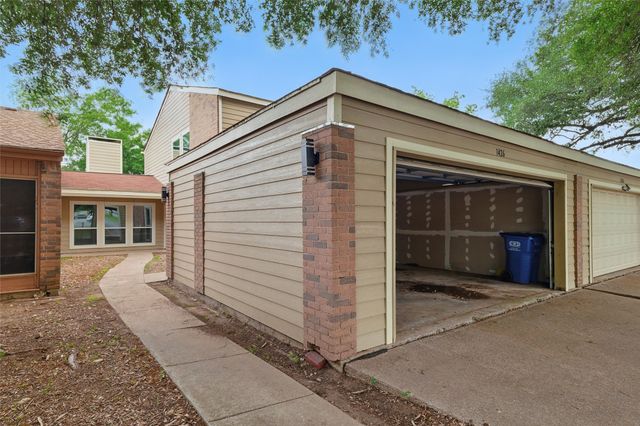 1426 El Camino Real, Euless, TX 76040