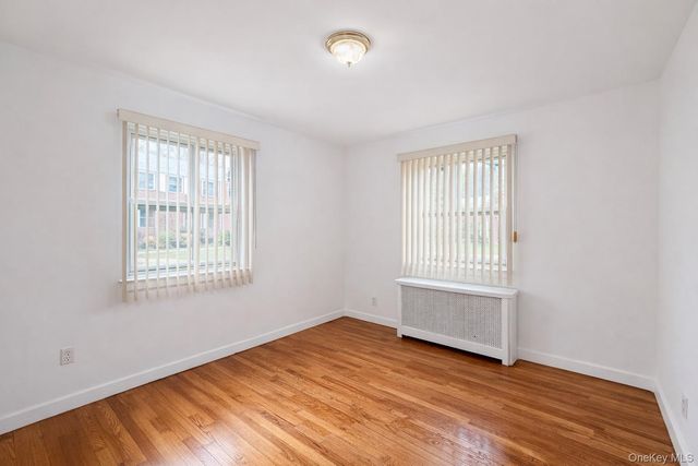 260-11 Langstone Avenue GV118E5-1, Glen Oaks, NY 11004