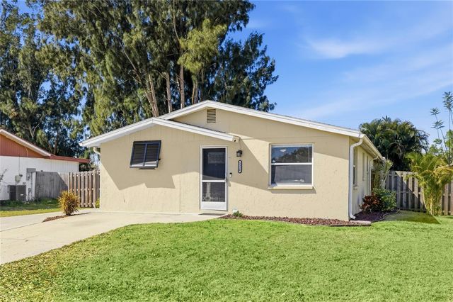 5320 MOELLER AVENUE, Sarasota, FL 34233