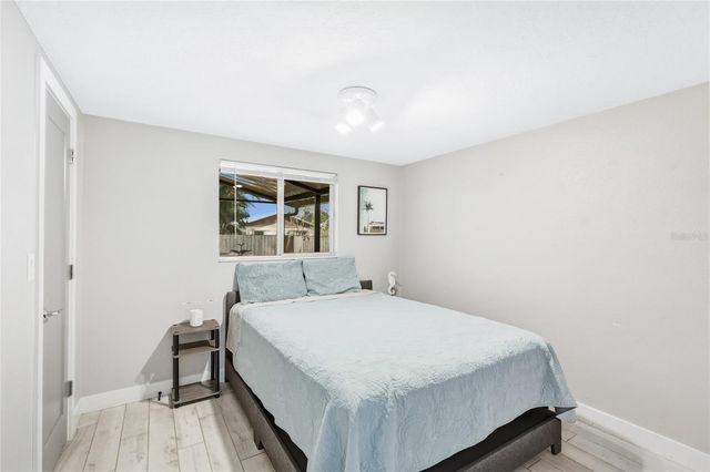 5320 MOELLER AVENUE, Sarasota, FL 34233