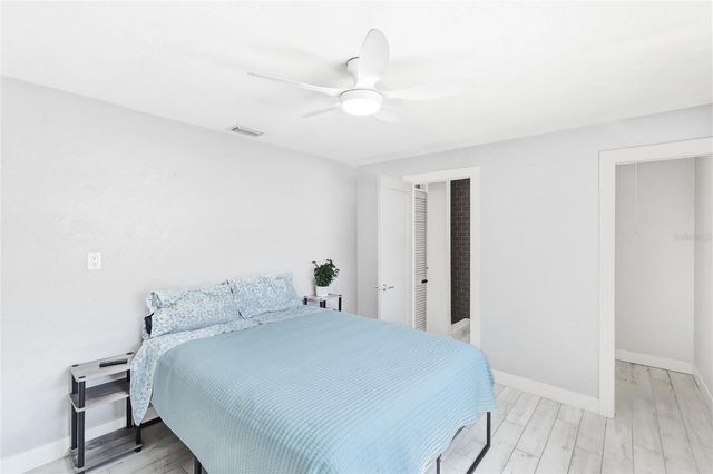 5320 MOELLER AVENUE, Sarasota, FL 34233