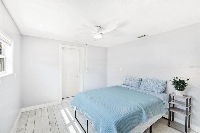 5320 MOELLER AVENUE, Sarasota, FL 34233