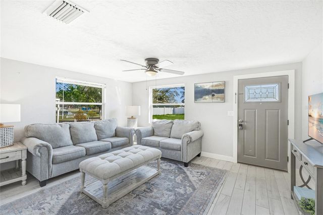 5320 MOELLER AVENUE, Sarasota, FL 34233